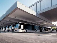 ABB presenta su solución de carga inteligente para autobuses Autobuses eléctricos cargando con cargadores ABB