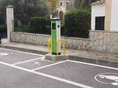 Feníe Energía instala más de 400 puntos de recarga en 2017 en toda España Punto de recarga de Feníe Energía en las Rozas de Madrid