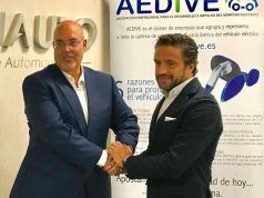 Faconauto y Aedive se alían para el impulso de la movilidad eléctrica en los concesionarios oficiales Arturo Pérez de Lucía con el Secretario de Faconauto