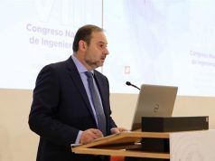 Ábalos anuncia la inminente regulación de los puntos de recarga en la Red de Carreteras del Estado El ministro de Fomento José Luis Ábalos