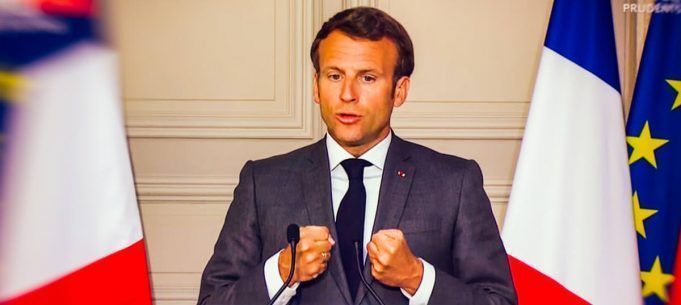 Emmanuel Macron anuncia 1 millón de vehículos eléctricos producidos en Francia Emmanuel Macron anuncia 1 millón de vehículos eléctricos producidos en Francia