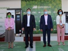 Iberdrola inicia el despliegue de su corredor de recarga eléctrica superrápida Inauguración de punto de recarga en Extremadura