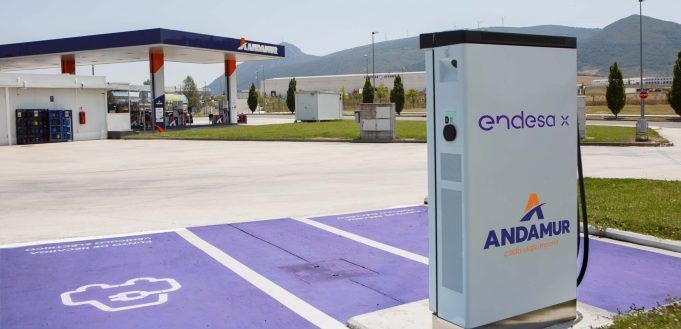 El BEI Financiará a Endesa para instalar puntos de recarga