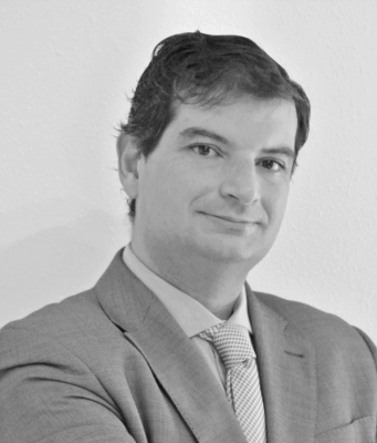 “El sector de la automoción ha puesto el rumbo definitivo hacia el vehículo eléctrico” Alejandro Valdovinos, Responsable de Nuevos Negocios de Simon