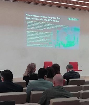 Aedive propone reformas regulatorias para potenciar el despliegue de la infraestructura de recarga de alta potencia