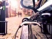 El precio del coche eléctrico de ocasión cae casi un 6 % al cierre del primer trimestre del año