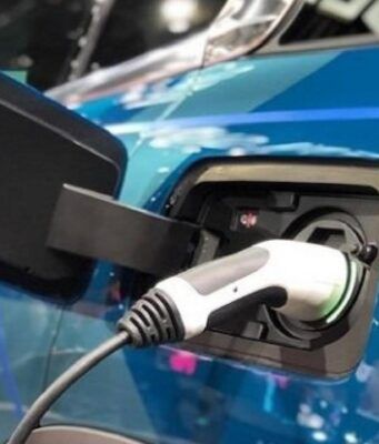 La Junta de Extremadura impide el acceso al vehículo eléctrico, según denuncia Aspremetal
