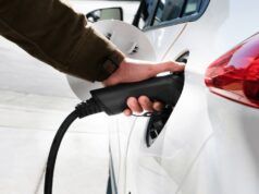 Las recargas de vehículos eléctricos en España aumentan un 75 % durante el verano