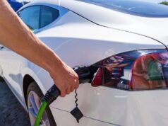 Las matriculaciones de vehículos electrificados se disparan y crecen un 32 % en el arranque de 2025