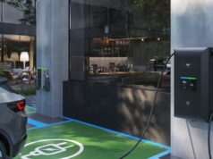 Aedive alerta sobre el fraude de pegatinas falsas en los puntos de recarga