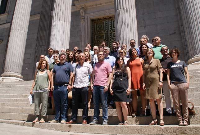 Los 18 partidos políticos contra el Real Decreto de Autoconsumo