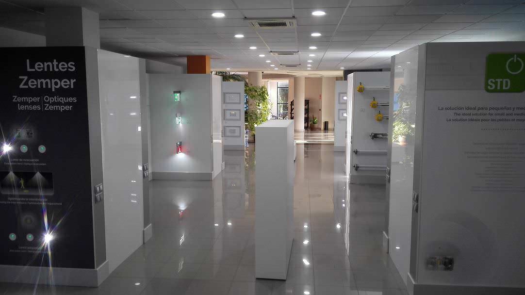 Zemper estrena su nuevo showroom en su sede central