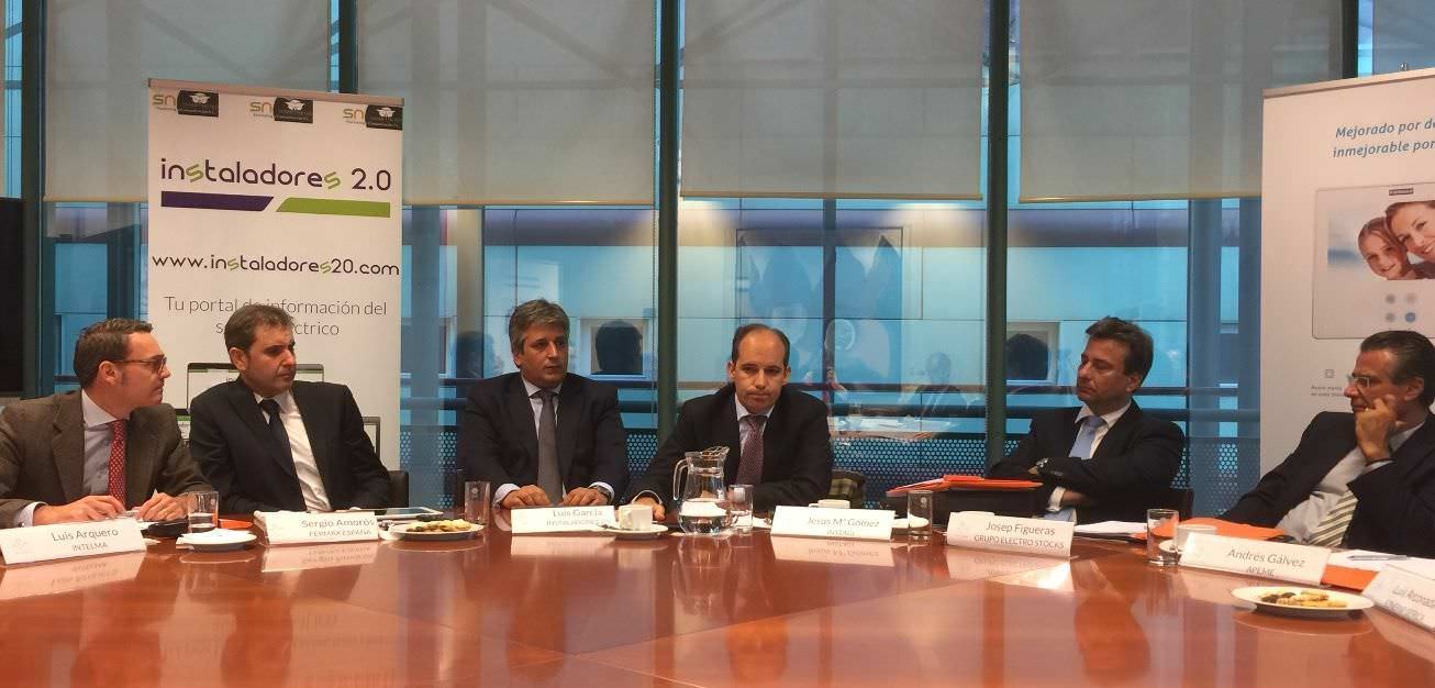 Mesa de Debate sobre la Distribución y la Instalación