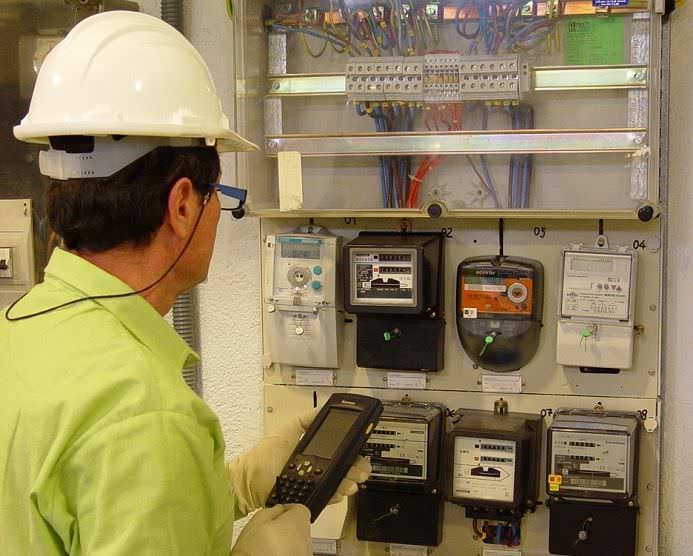 Más de 3.000 consumidores reclamaron ayuda a la CNMC durante 2015