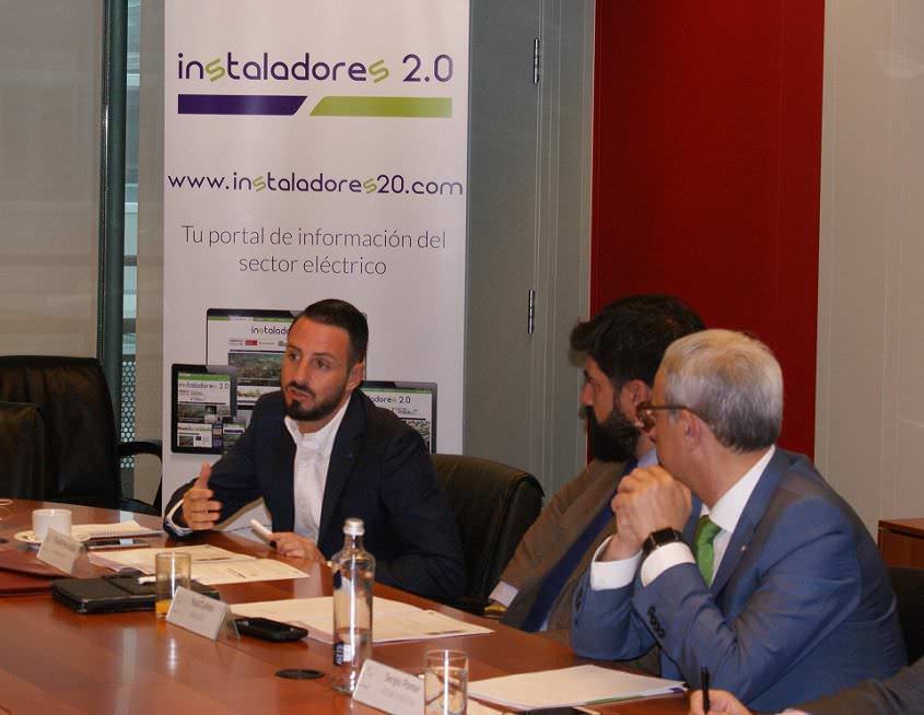 Mesa de Debate "Nuevas Alternativas de negocio para las empresas instaladoras"