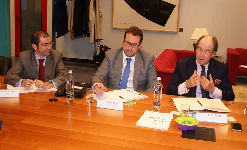 Mesa de Debate "Nuevas Alternativas de negocio para las empresas instaladoras"