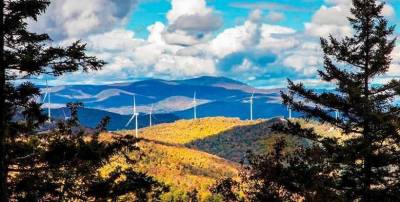 La generación de energías renovables cayó en 2015 después de años de continuo crecimiento