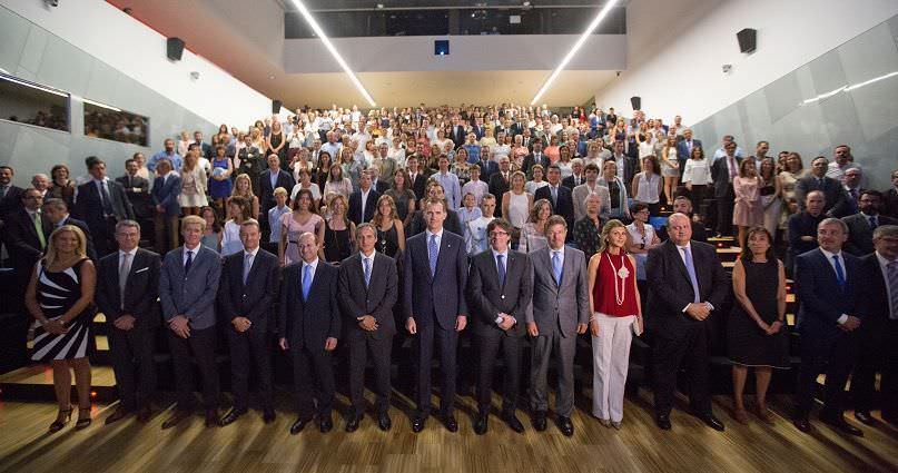 El Rey preside el centenario de Simon