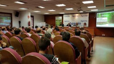 Fenie Energía se presenta a los asociados de Agremia