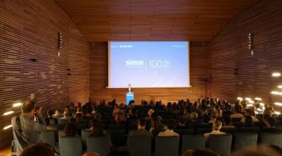 Simon celebra su Centenario en Madrid, con Interfaces