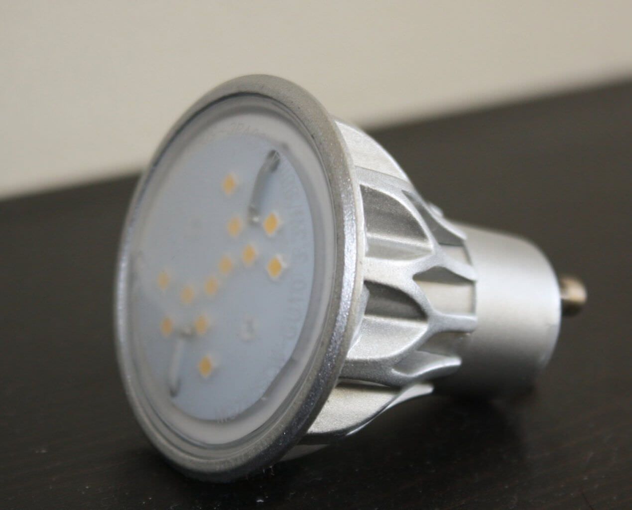 ejemplo de LED smd con Retrofit GU10