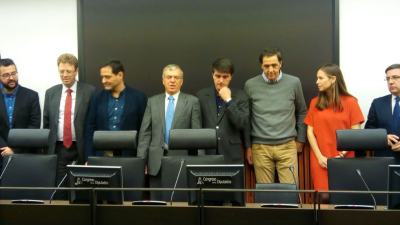 Toda la oposición unida clama por una nueva Ley de Autoconsumo