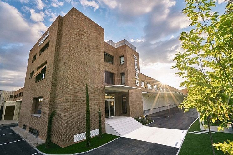 Medio siglo de Legrand Group en España