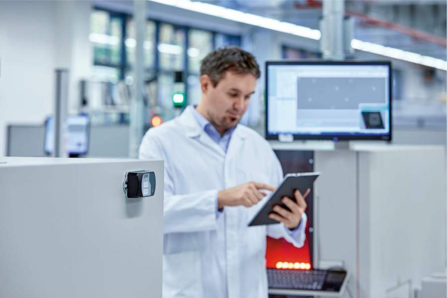 RS Components presenta un punto de acceso a Ethernet industrial de Phoenix Contact