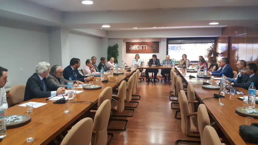 Apiem reclama compromiso en el asesoramiento técnico a la distribución de material eléctrico