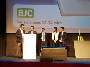 Gala Premios Electroclub 2017 a Siemens BJC por mejor diseño a la serie DELTA Miro