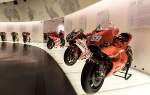 Bosch presenta en Bolonia su exclusiva alianza con Ducati