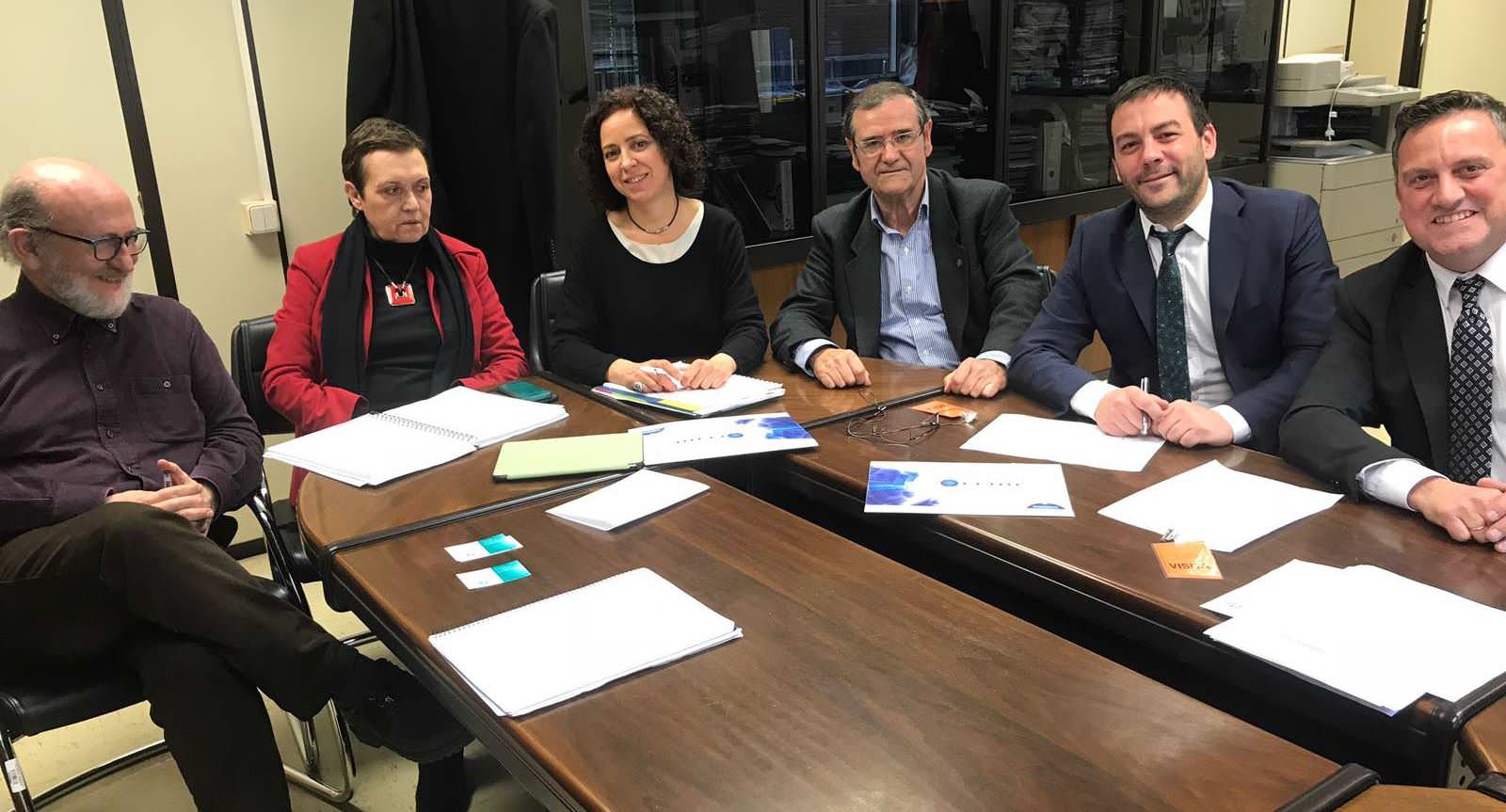 Fenie busca un acuerdo con el Ministerio de Educación