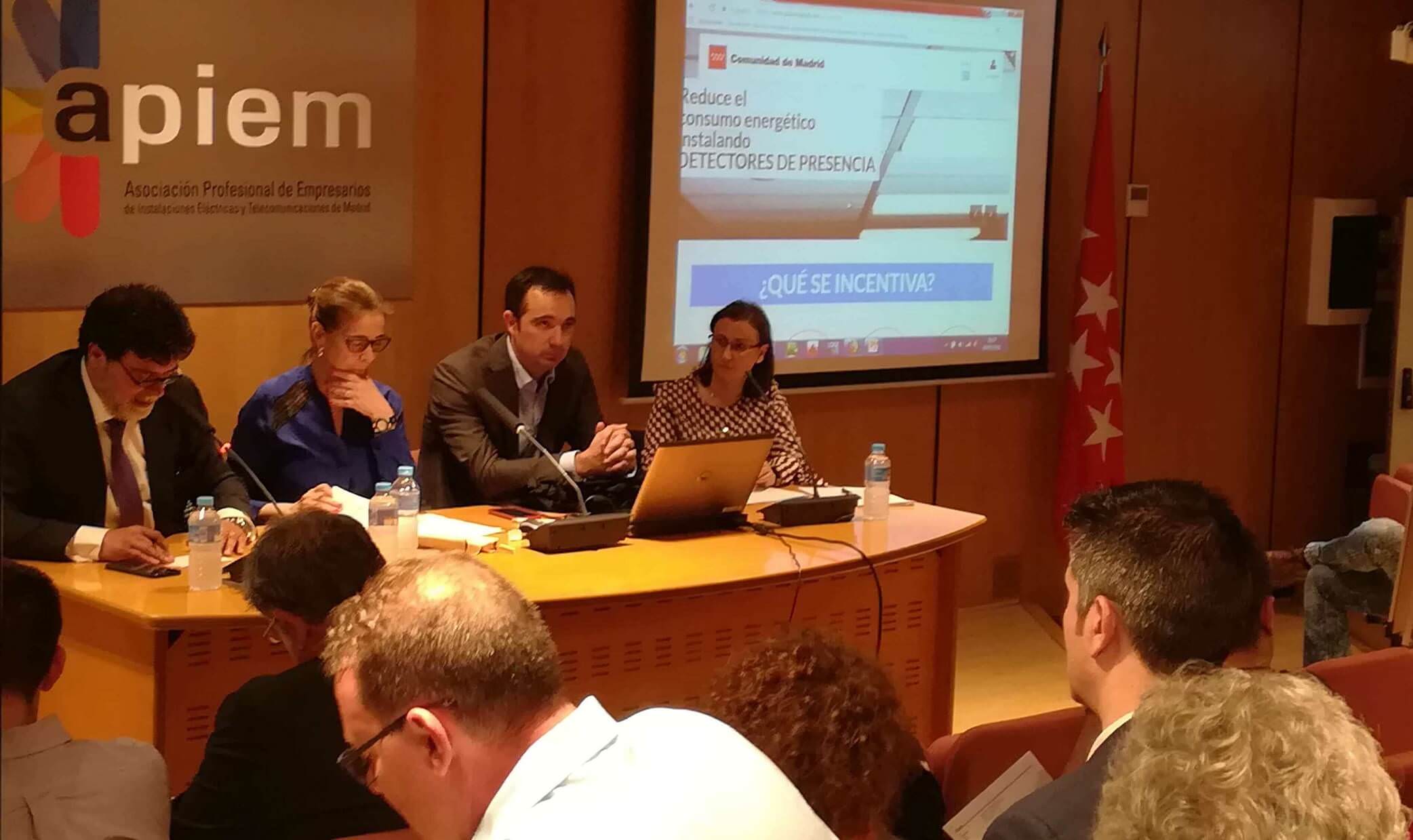 Apiem ofrecerá soporte a los instaladores en la tramitación de las ayudas del Prien 2018