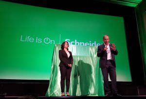 Presentación por parte de Noemí Sobrino y Patrick Gaonach de la Serie New Unica de Schneider en Madrid