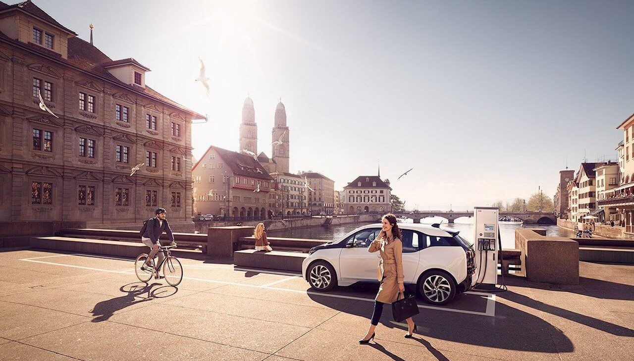 ABB dona 30 estaciones de carga rápida a los habitantes de Zúrich