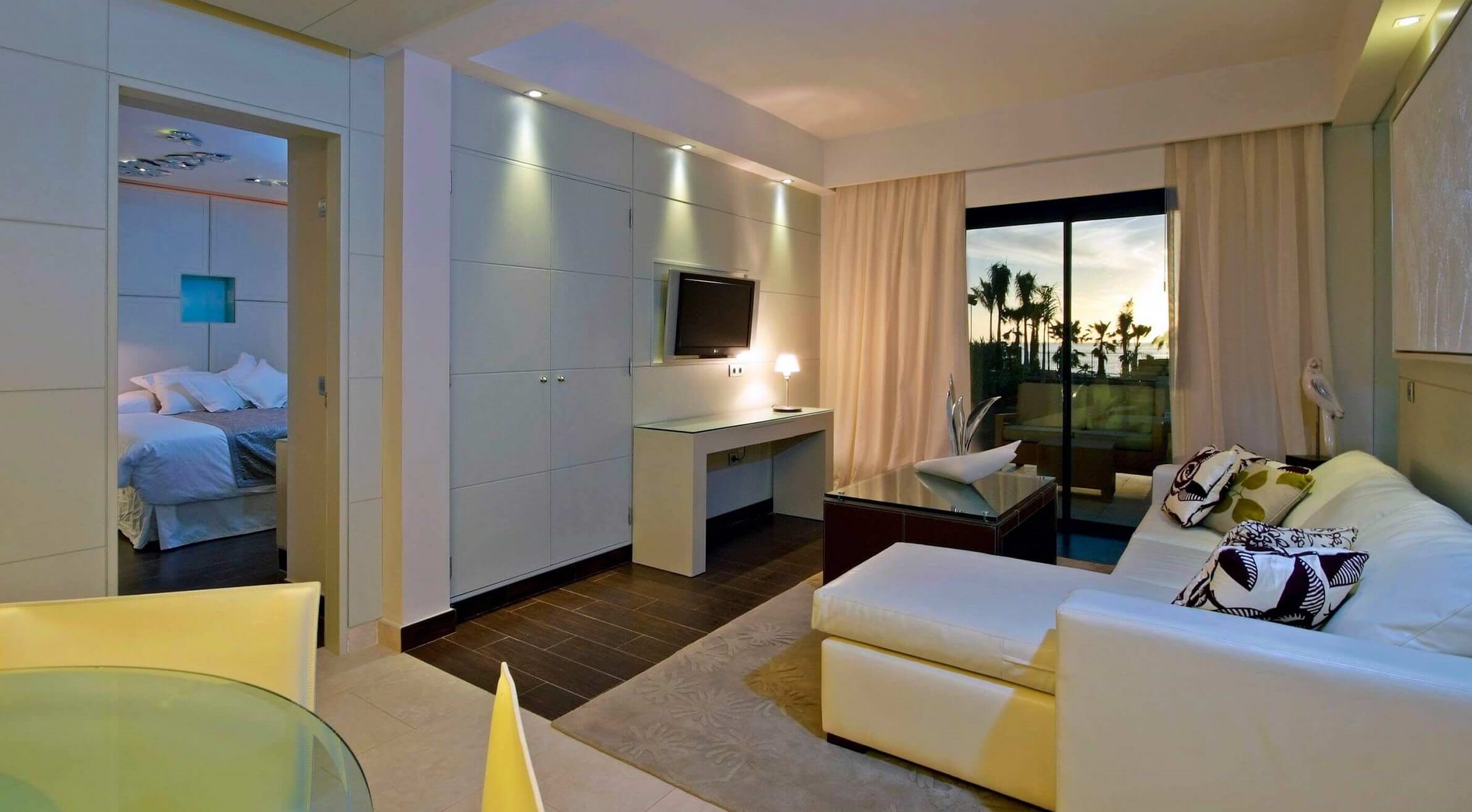 Fenie insta al Gobierno a ofrecer soluciones ante las incesantes subidas del precio de la luz