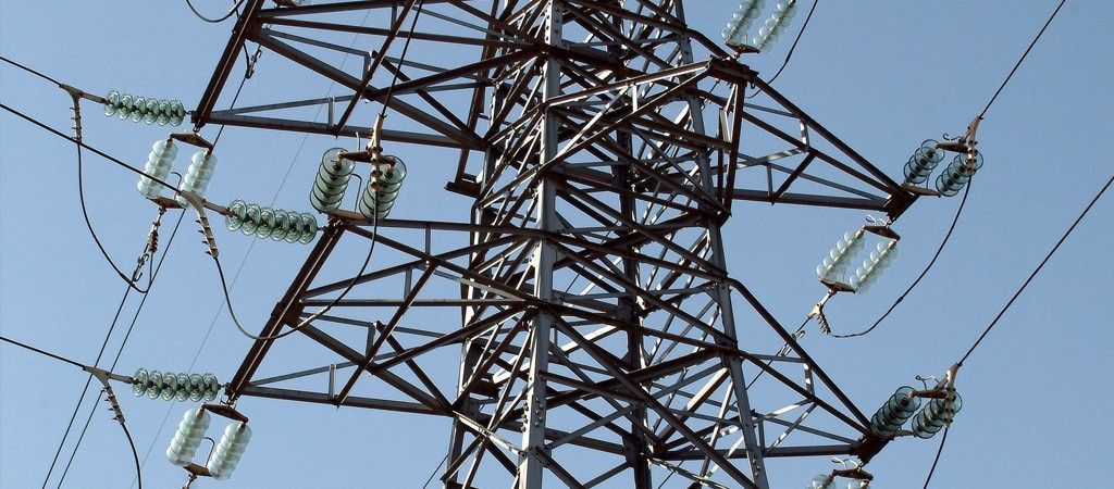 Fenie se opone a que Industria modifique el procedimiento de aprobación de las normas particulares de las distribuidoras