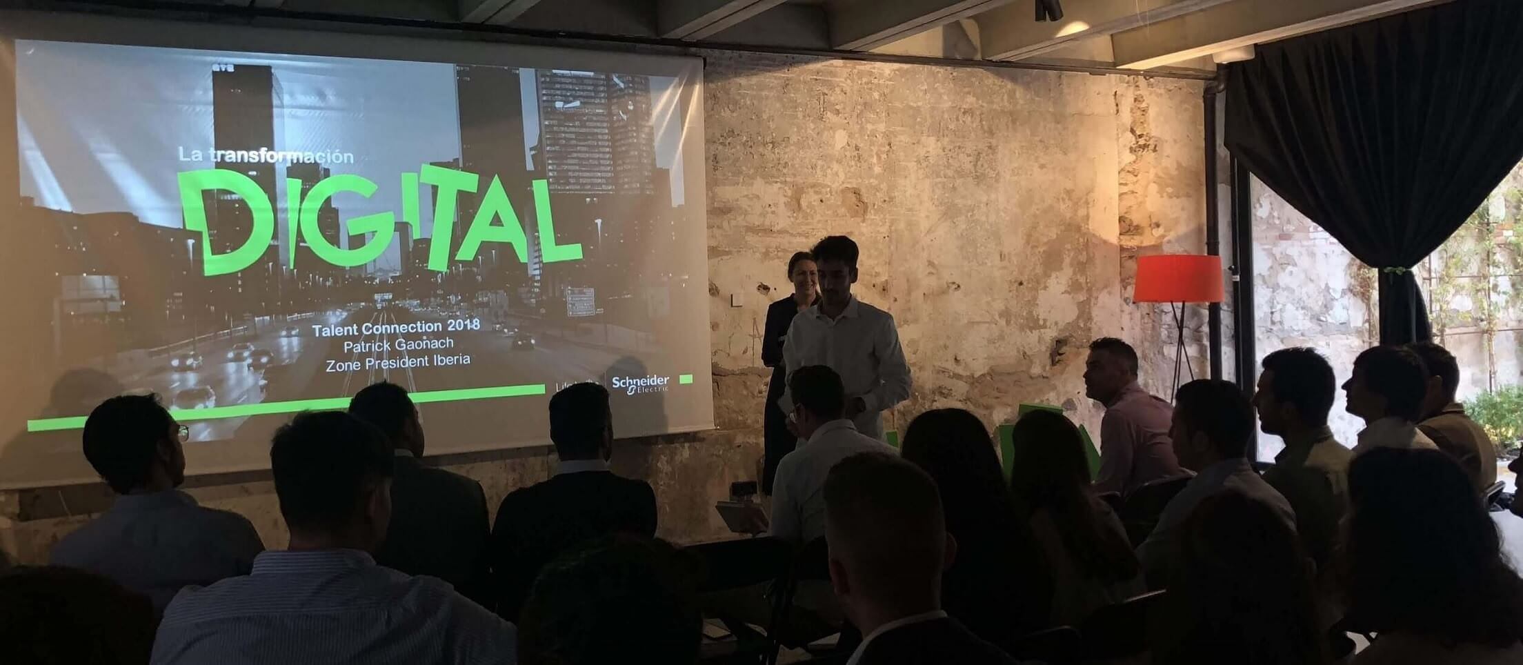 Schneider Electric reúne los jóvenes profesionales que marcarán el futuro de la distribución eléctrica en España