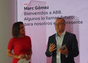 Mónica Carrillo y Marc Gómez en el ABB Experience Noviembre 2018 Madrid Torre Espacio