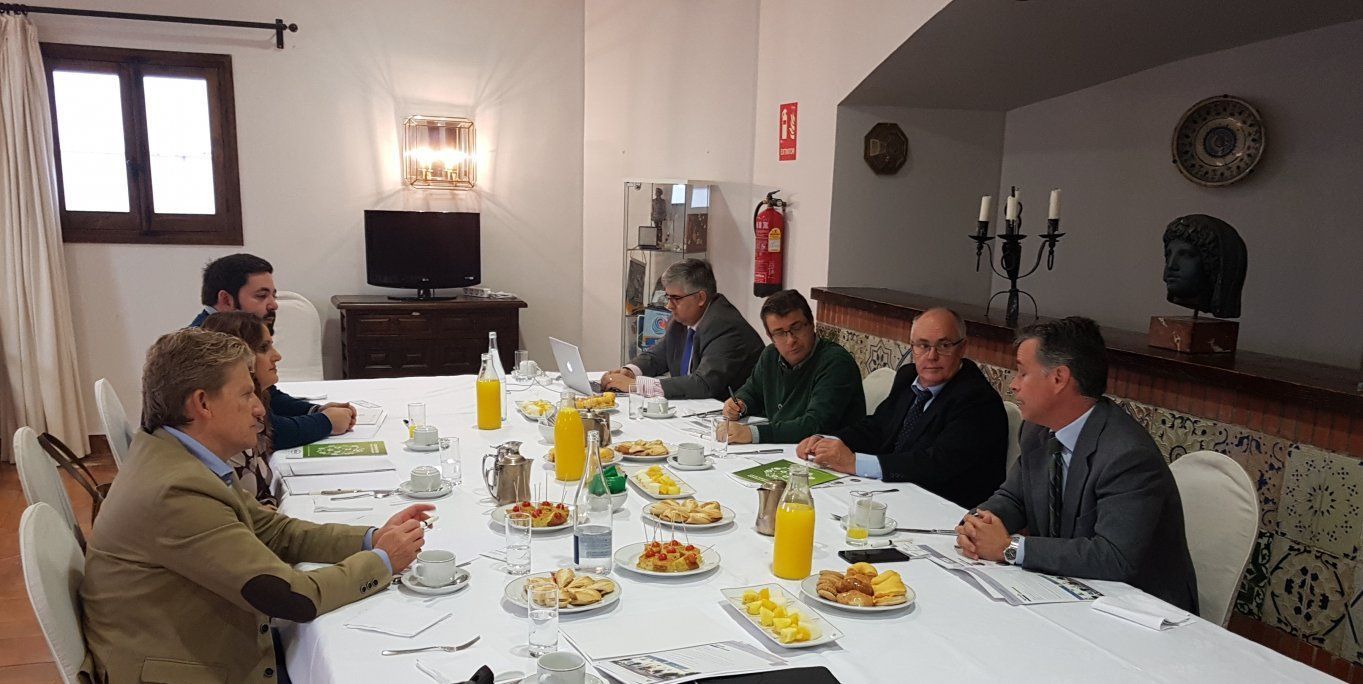 Desayuno sobre el reciclaje en Extremadura