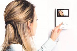 Tegui estrena la nueva serie 8 de porteros y videoporteros