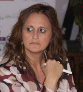 Yolanda Corchado, Asemiet