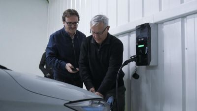 Orbis instala 40 cargadores eléctricos en un parking valenciano