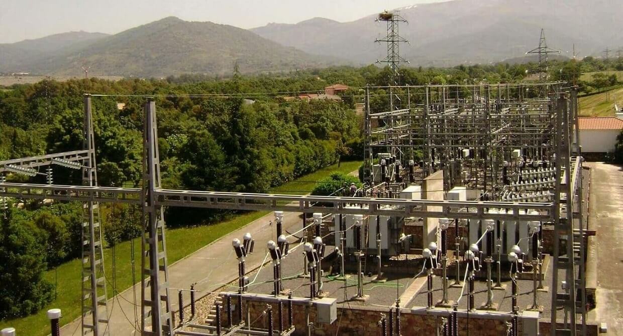 Fenie e Iberdrola Distribución colaboran en la mejora de los procedimientos con las empresas instaladoras