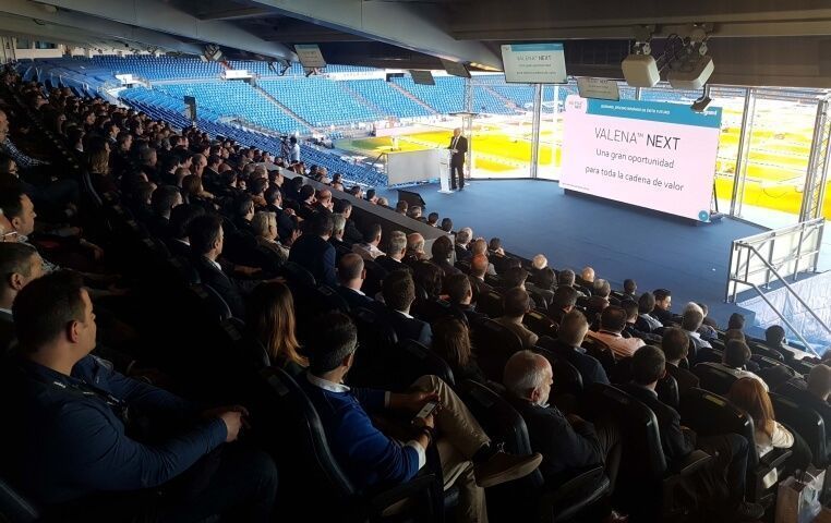 Legrand presenta Valena Next, ante más de 300 directivos de la distribución de material eléctrico