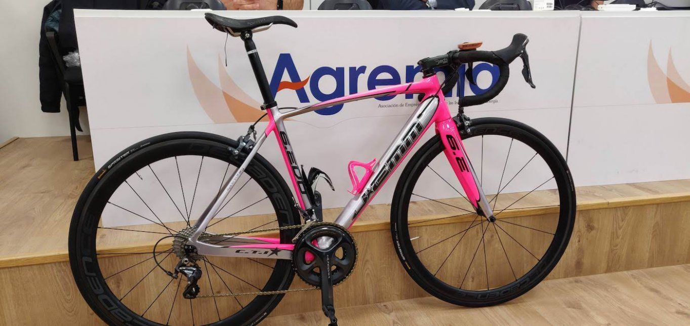 Retelec renueva su apuesta por el ciclismo