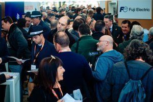 Apeme reúne a más de 400 profesionales del sector alicantino, en la primera edición de Connecta