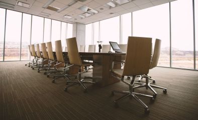 La constitución de empresas cae un 9,4% en abril