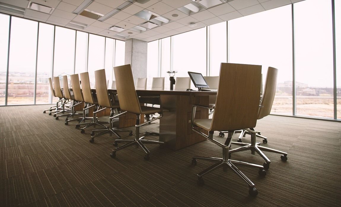 La constitución de empresas cae un 9,4% en abril