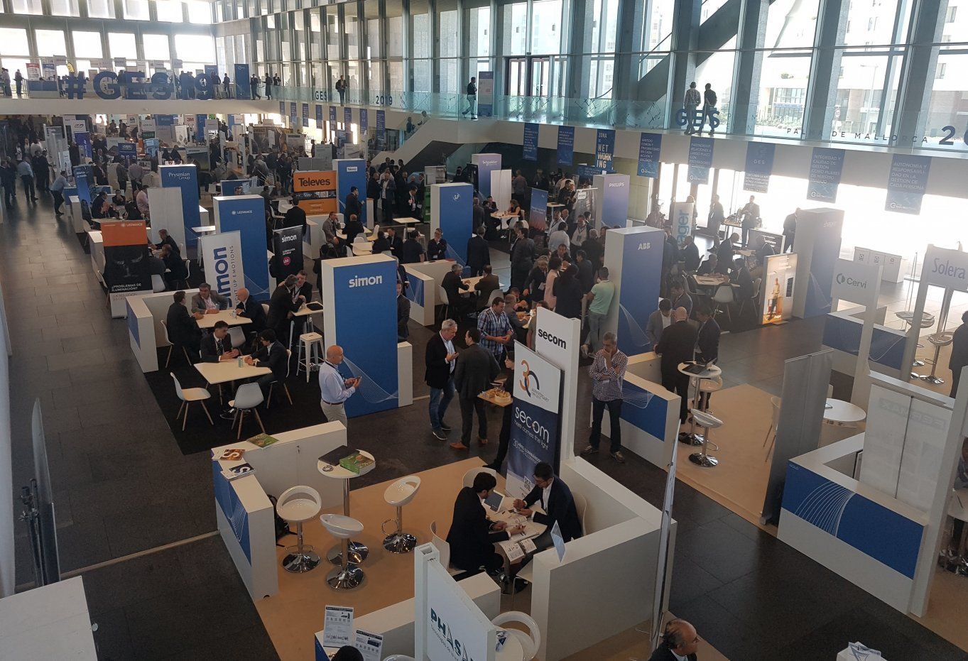 Vista superior de los asistentes al GES Premiun Event en Palma de Mallorca